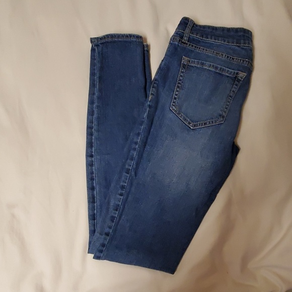 Forever 21 Jeans - Picture 4 of 4